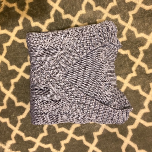 Purple ish blue crop top - Picture 3 of 3